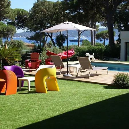 Couette-café Californie 4*