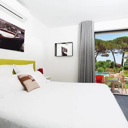 Couette-café Californie 4*
